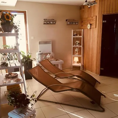 Karmazynowy Rejs Seaside Premium * Jastrzębia Góra