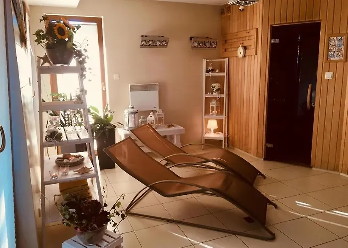 Karmazynowy Rejs Seaside Premium * Jastrzębia Góra